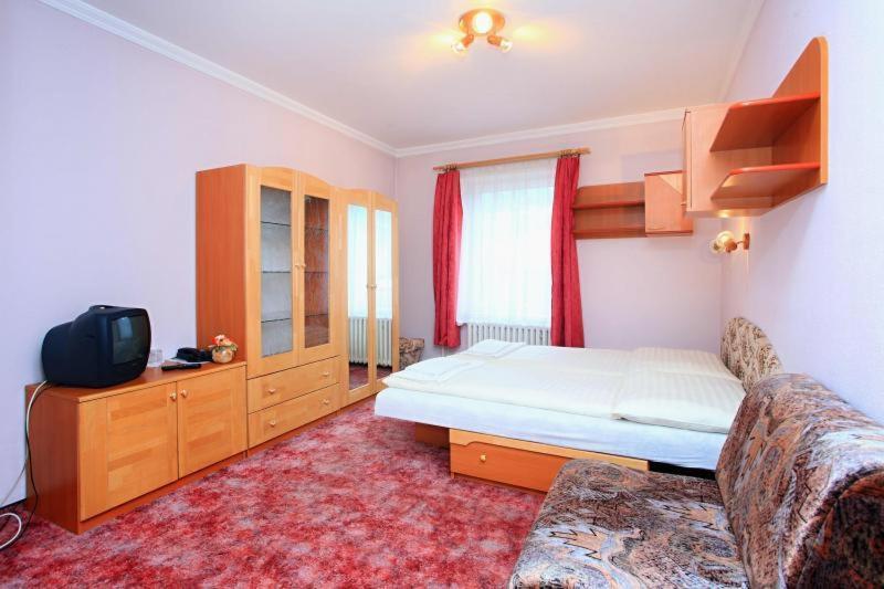 Hotel Central Kremnica Pokój zdjęcie