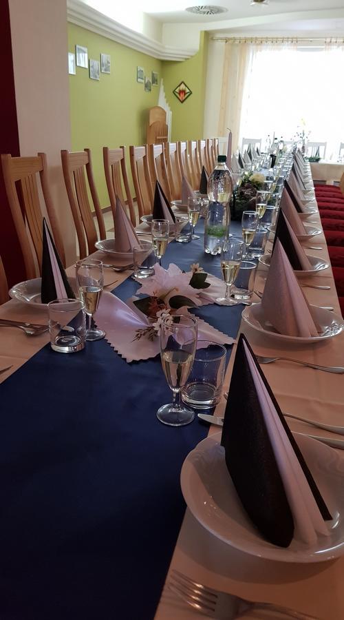 Hotel Central Kremnica Zewnętrze zdjęcie